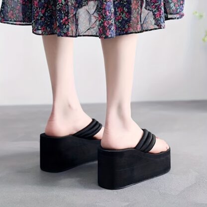 Fashion dámské platformové žabky s klínkem černé - Image 8